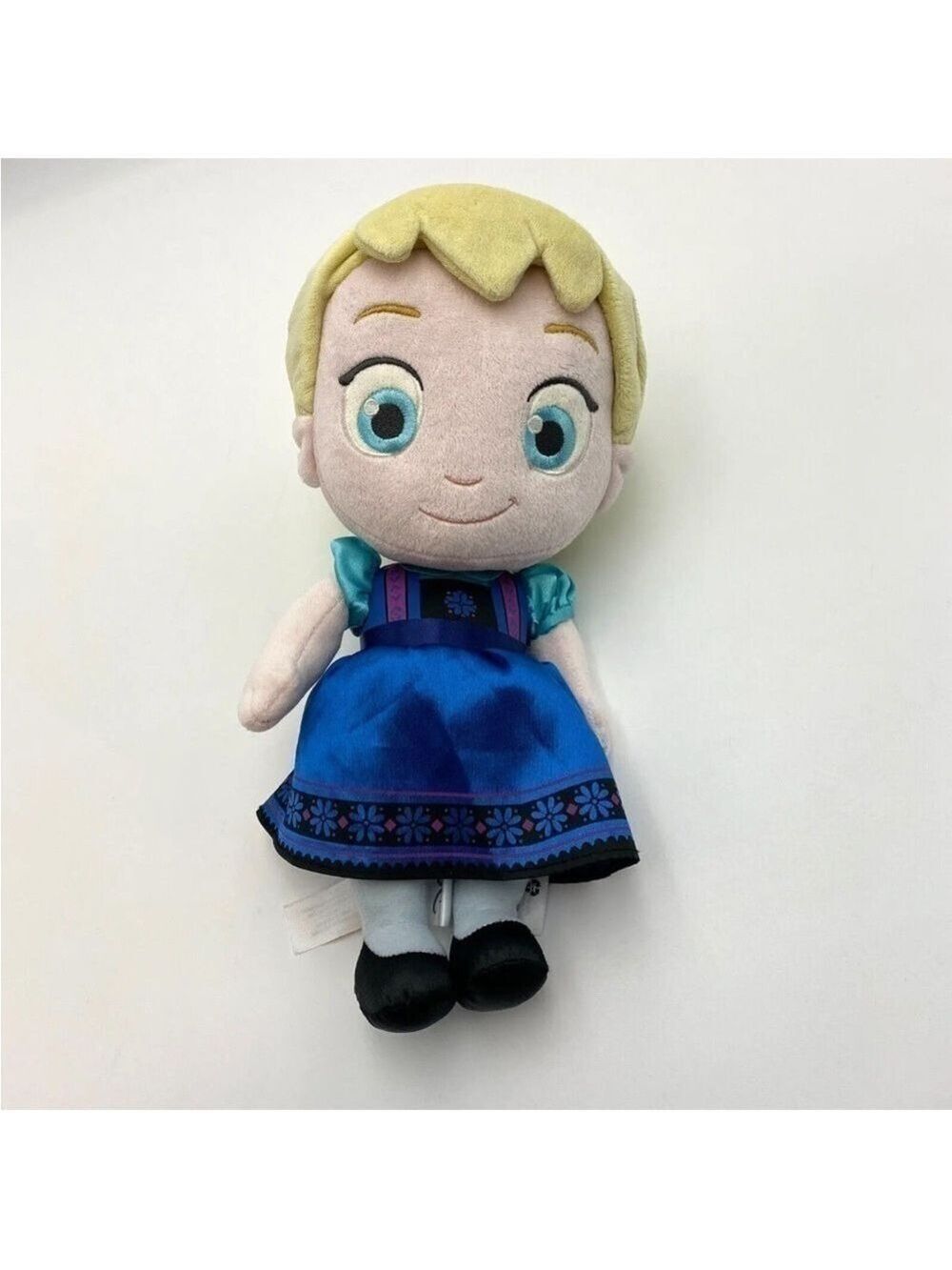 DISNEY Store Elsa Plush Doll Frozen Animator's Collection 12"